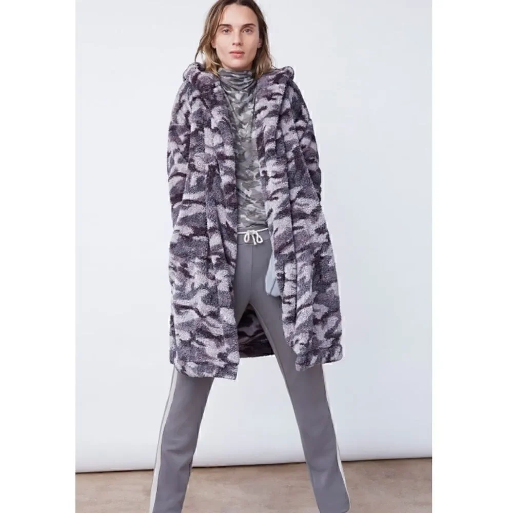 B New York Camo Plush Hooded Coat